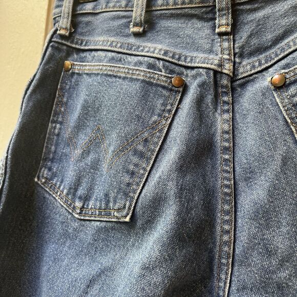 Vtg Wrangler Jeans Sz 12 X 34 wide leg mid rise farm rustic cotton frayed hemmed - Picture 3 of 13